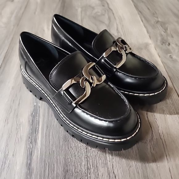 New Marc Fisher Women's Black Leather Loafer Size 7M - Picture 3 of 7